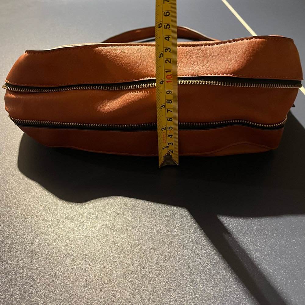 Urban Expressions Brown Shoulder Bag - Picture 7 of 9